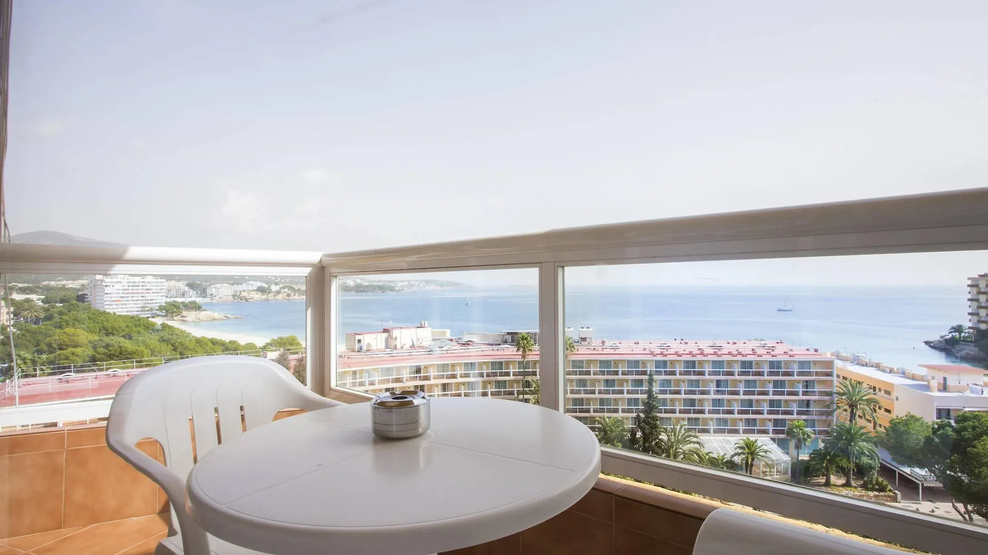 Las Palomas Apartments Econotels Palma Nova  Spain